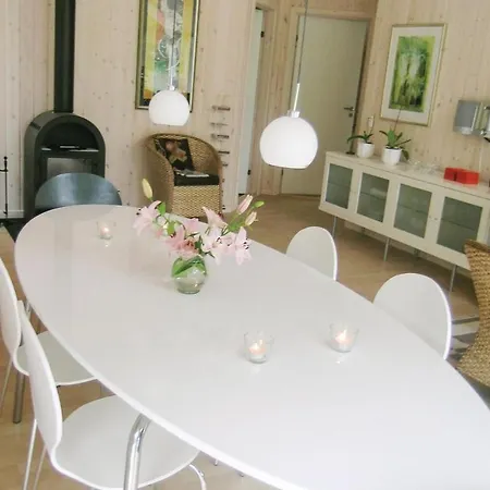 Dom wakacyjny Baeverstien Denm Iv Bøtø By