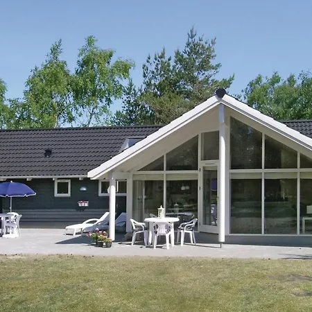 Baeverstien Denm Iv Dom wakacyjny Bøtø By